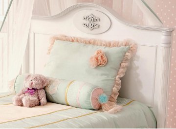 Полутораспальная кровать Romantic