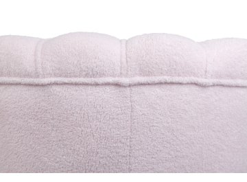 Низкое кресло Pearl Pink Boucle