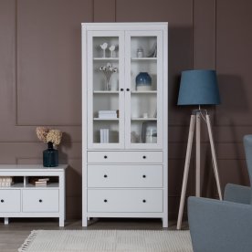 Витрина Сага