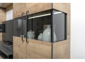 Витрина Туск