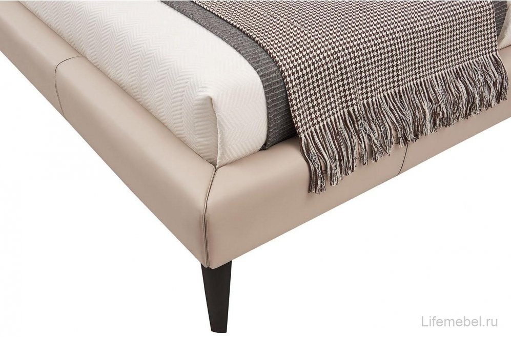 Двуспальная кровать GC1727 бежевая