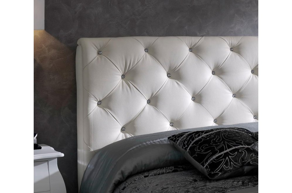 Кровать Nelly 621 белая стразы