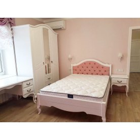 Полутораспальная кровать Малонн Ави Софт