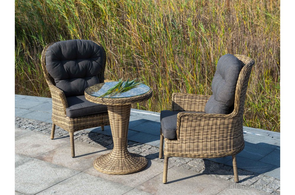 Стол из ротанга Юста соломенный