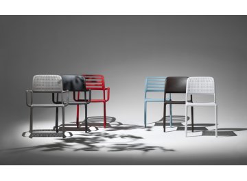 Кресло пластиковое Riva