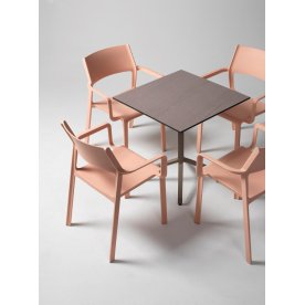 Кресло пластиковое Trill Armchair