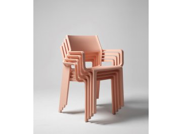 Кресло пластиковое Trill Armchair