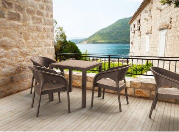 Пластиковый стол Orlando