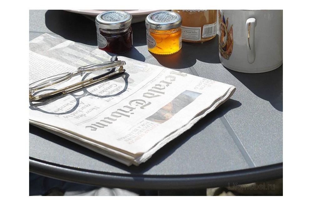 Пластиковый стол Spritz антрацит