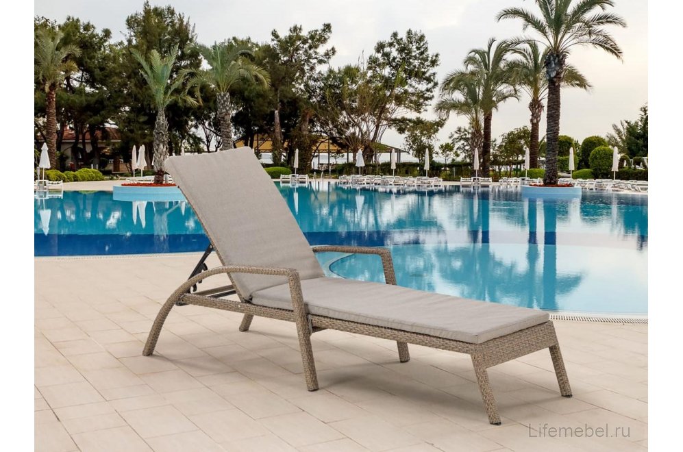 Шезлонг A30B2-W56 с матрасом light brown