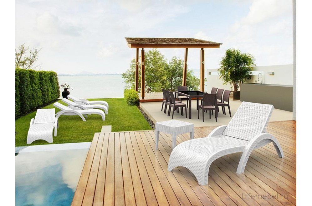Шезлонг пластиковый Fiji белый