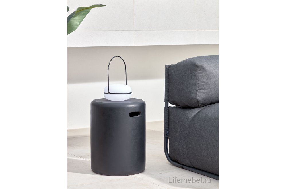 Столик журнальный садовый Taimi черный