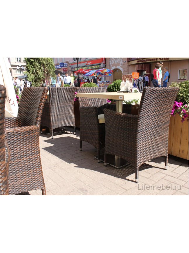 Кресло из ротанга с подушкой GS 909 коричневый / бежевый