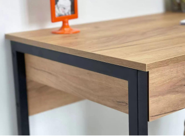 Письменный стол Юниор