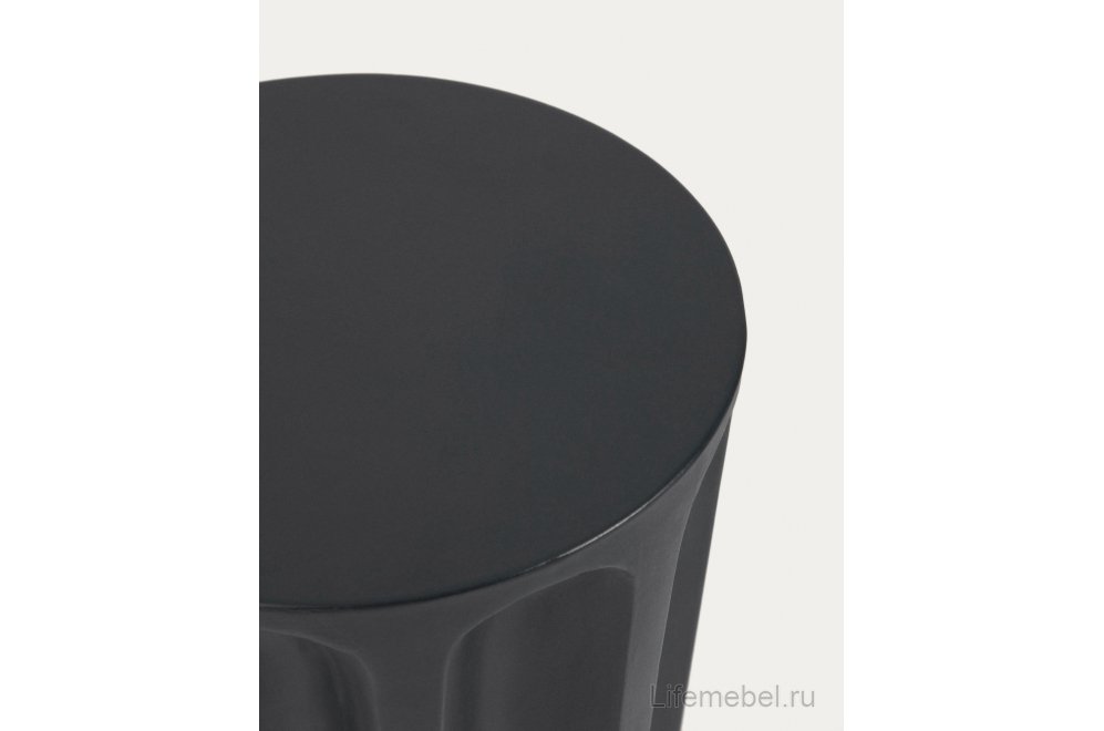 Журнальный столик Vilandra черный