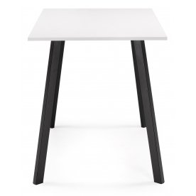 Деревянный стол Ремли