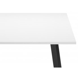 Деревянный стол Ремли