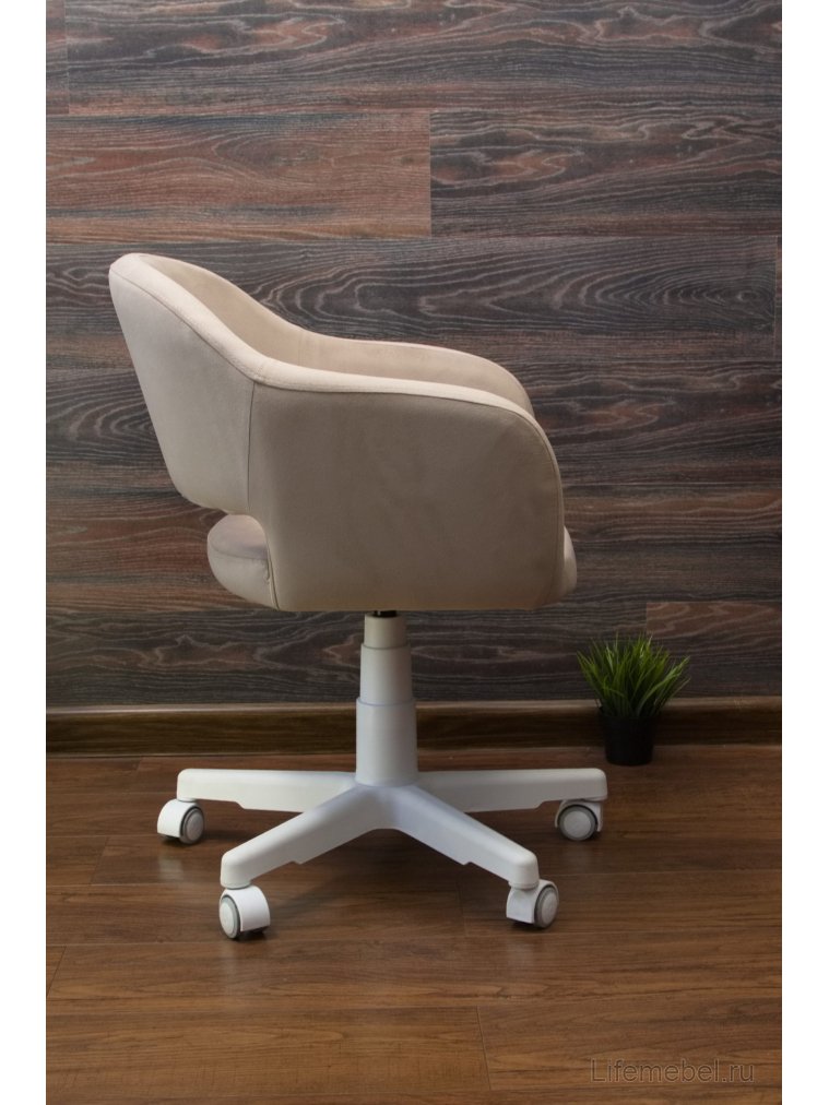 Компьютерное кресло Бабби белый / бежевый