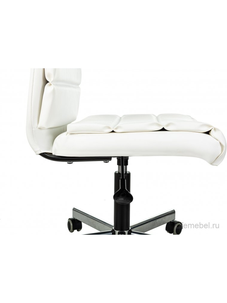 Компьютерное кресло CH-320M белое