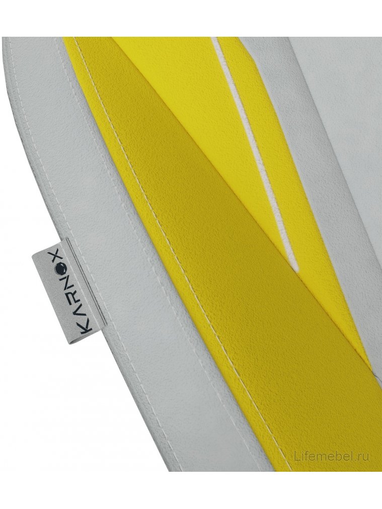 Компьютерное кресло Karnox Assassin белый