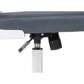 Компьютерное кресло Konfi