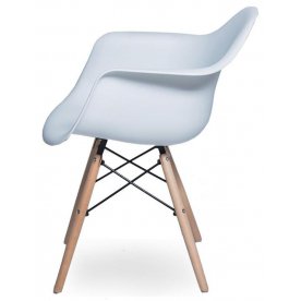 Пластиковый стул SN-2