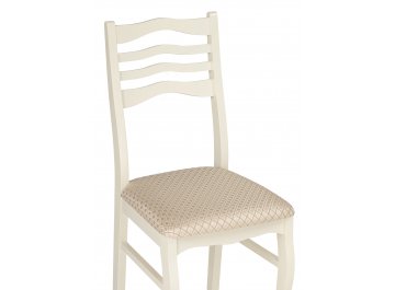 Деревянный стул Амадиу