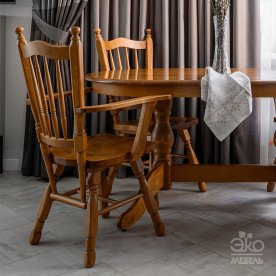 Деревянный стул Гранд с подлокотниками