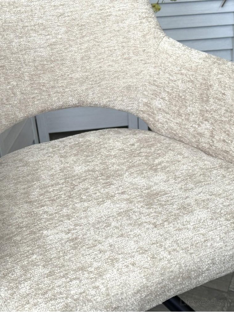 Кресло Nuri 180 поворотное 3018-10 бежевый шенилл / черный