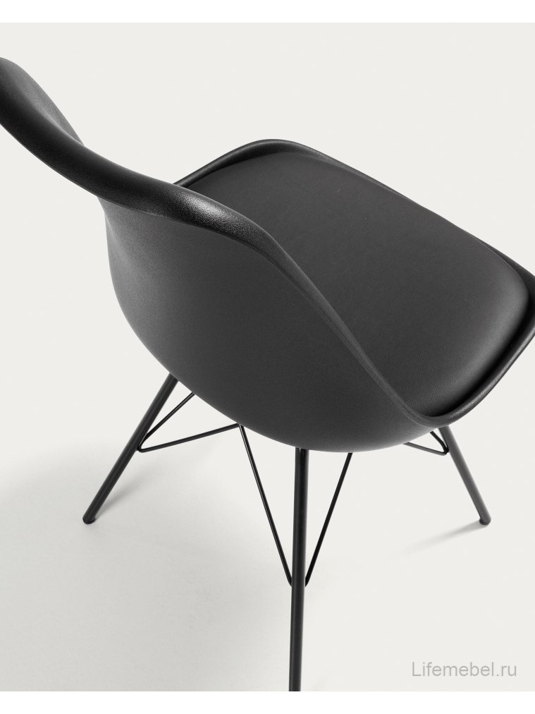 Стул на металлокаркасе Lars черный