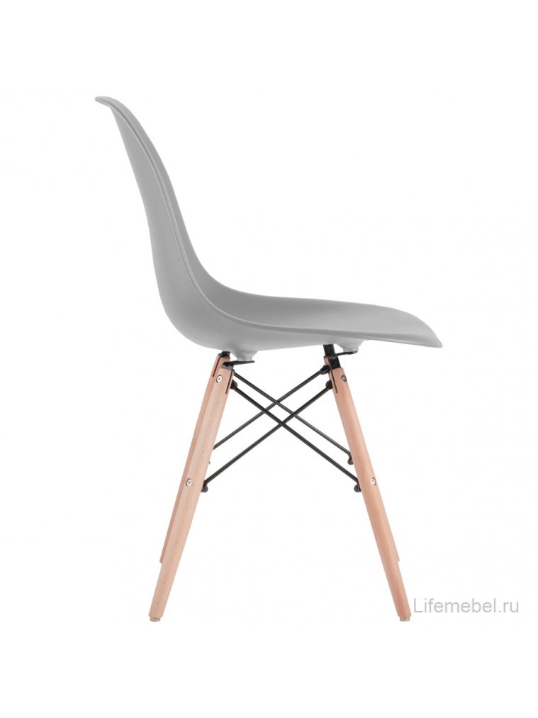 Комплект стульев на металлокаркасе Eames 532632