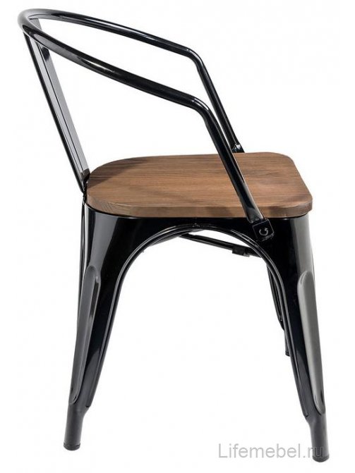 Стул на металлокаркасе Тиоли YD-H440A-W LG-01 с подлокотниками черный глянцевый / темное дерево