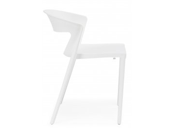 Пластиковый стул Градно