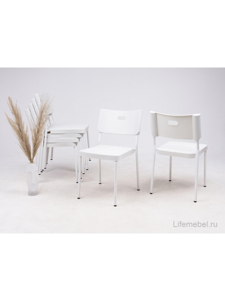Пластиковый стул Lou белый