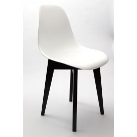 Пластиковый стул Сашш