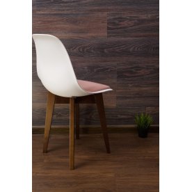 Пластиковый стул Сашш