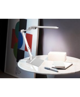 Настольная лампа KD-831