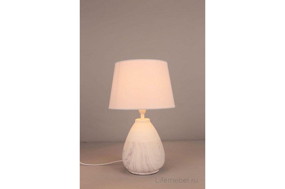 Настольная лампа OML-82104-01