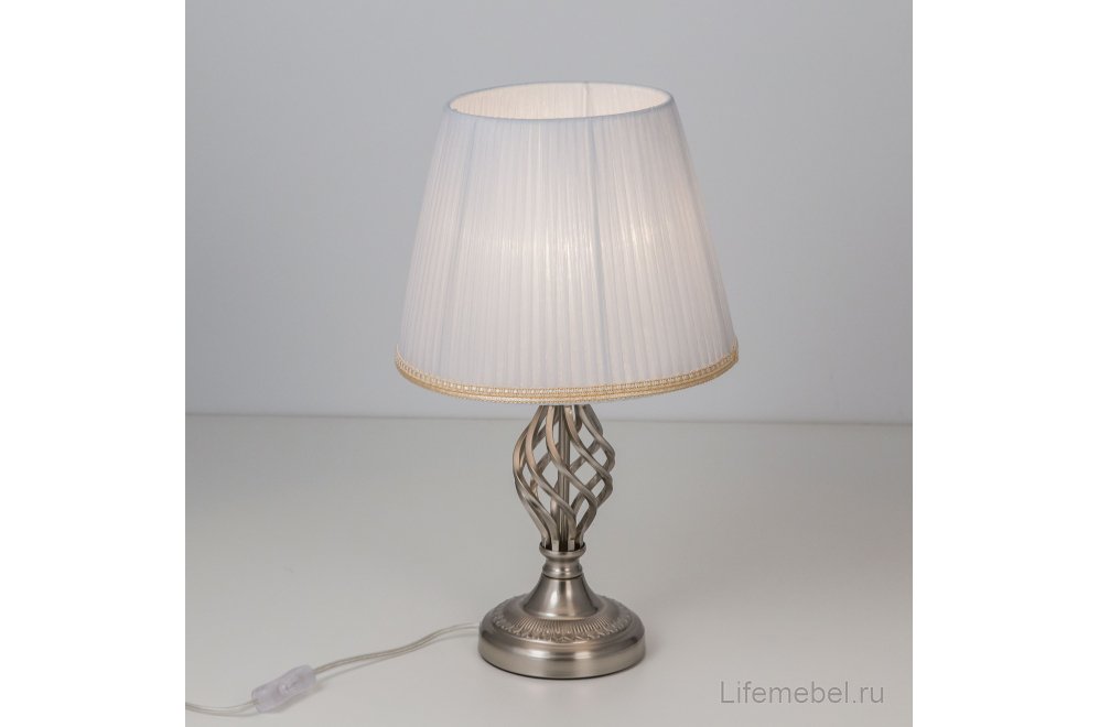 Настольная лампа Вена CL402811