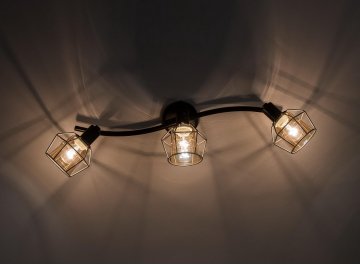 Спот Таверна CL542531