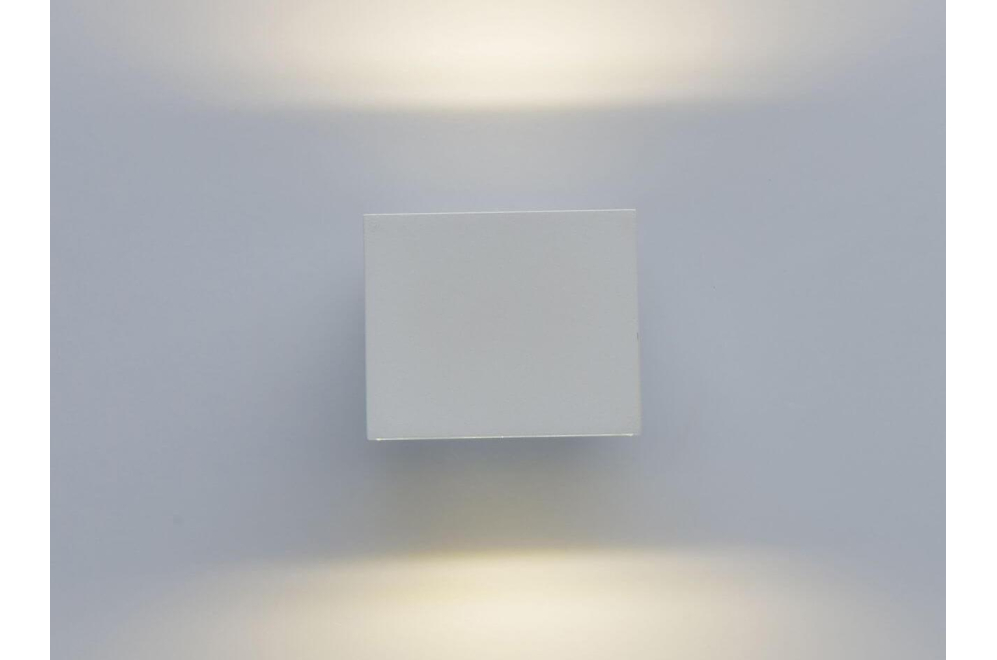 Уличный настенный светильник Меркурий 807023001