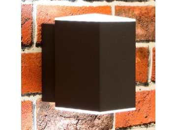 Уличный настенный светильник CLU0002