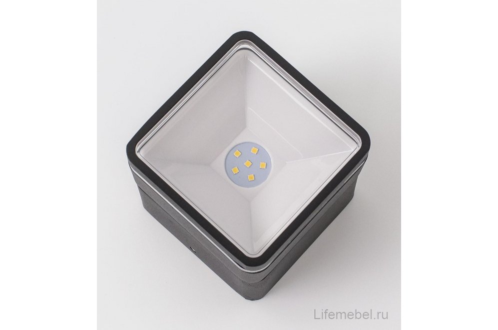 Уличный настенный светильник  CLU0008K