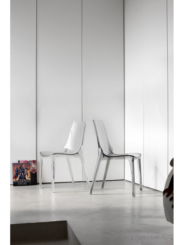 Пластиковый стул Vanity Chair  - Уцененный экземпляр