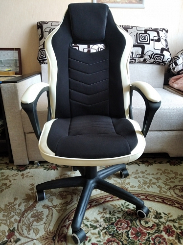 Компьютерное кресло Gamer черное / бежевое фото покупателя 10