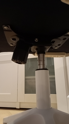 Компьютерное кресло Golem dark gray / white фото покупателя 4