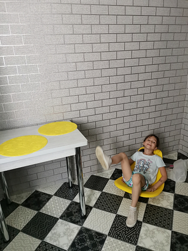 Пластиковый стул Eames PC-015 желтый фото покупателя 467