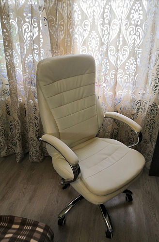 Компьютерное кресло Tomar черное фото покупателя 9