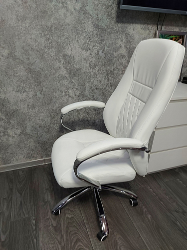 Компьютерное кресло Aragon белое фото покупателя 248