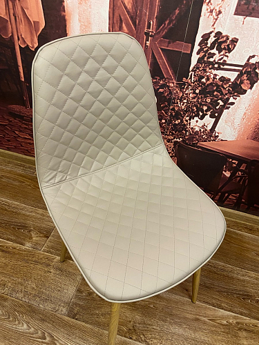 Стул на металлокаркасе Capri dark beige / white фото покупателя 60